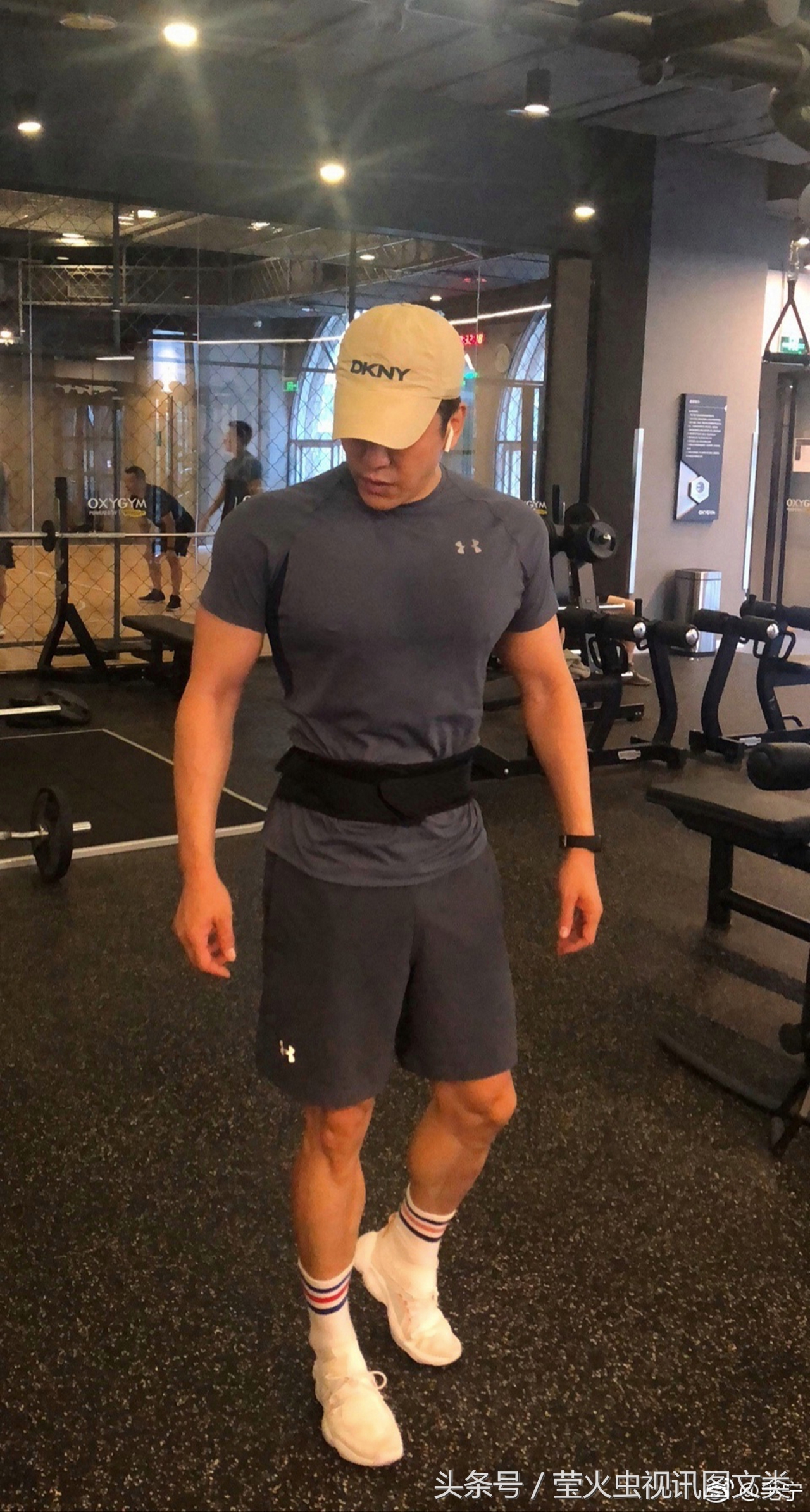 毛宁肌肉写真集,毛宁帅气