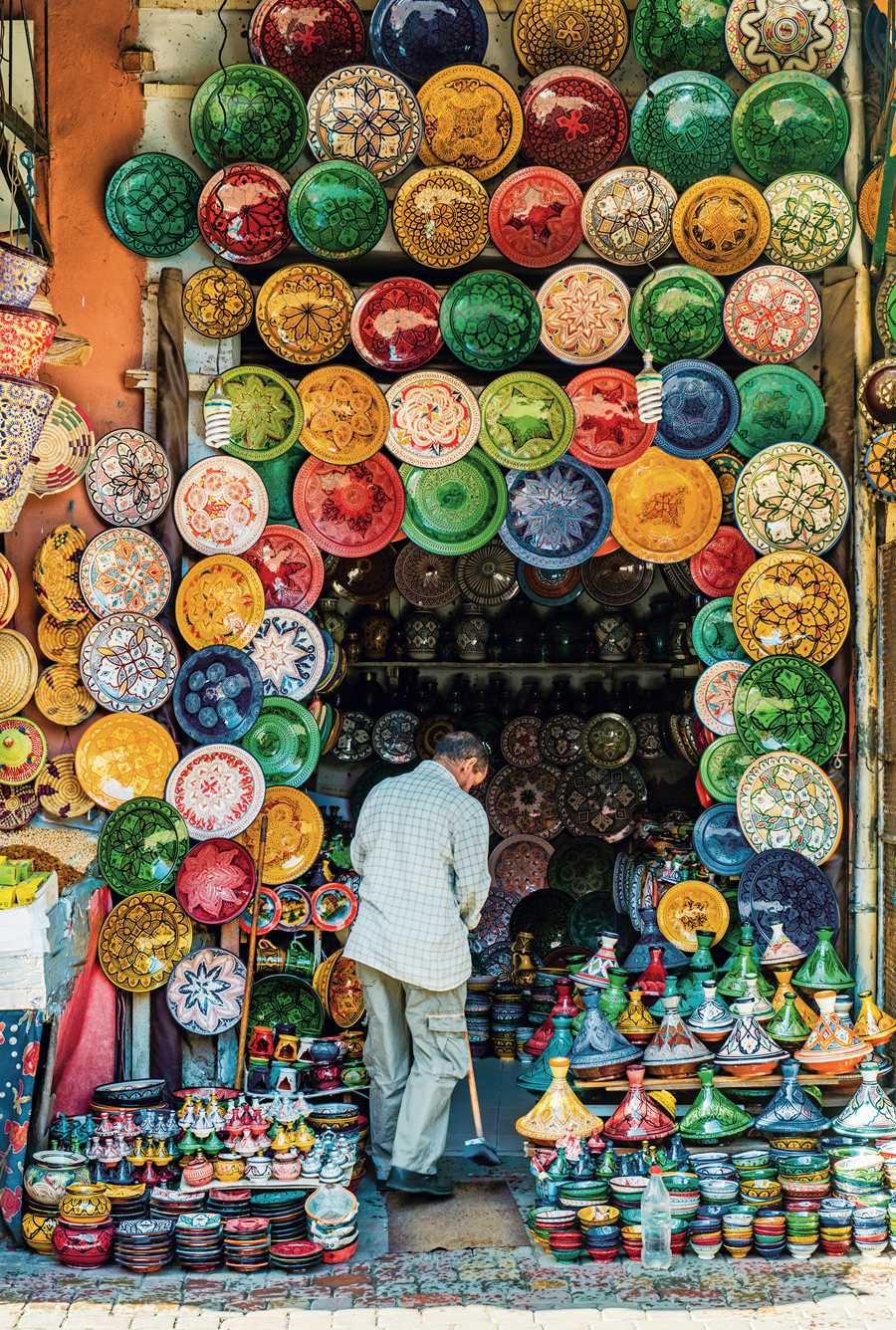 旅行者摩洛哥红色之城马拉喀什,摩洛哥马拉喀什旅行视频
