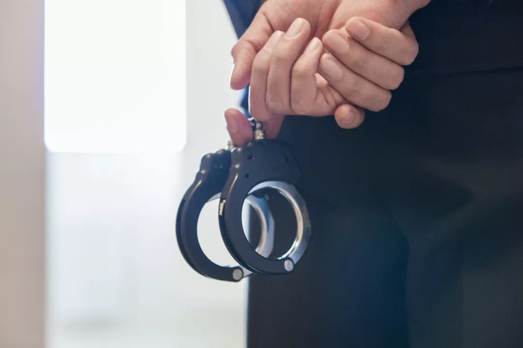 公诉之道︱被告人拒不供认，且缺乏其他直接证据，如何运用间接证据认定犯罪事实？