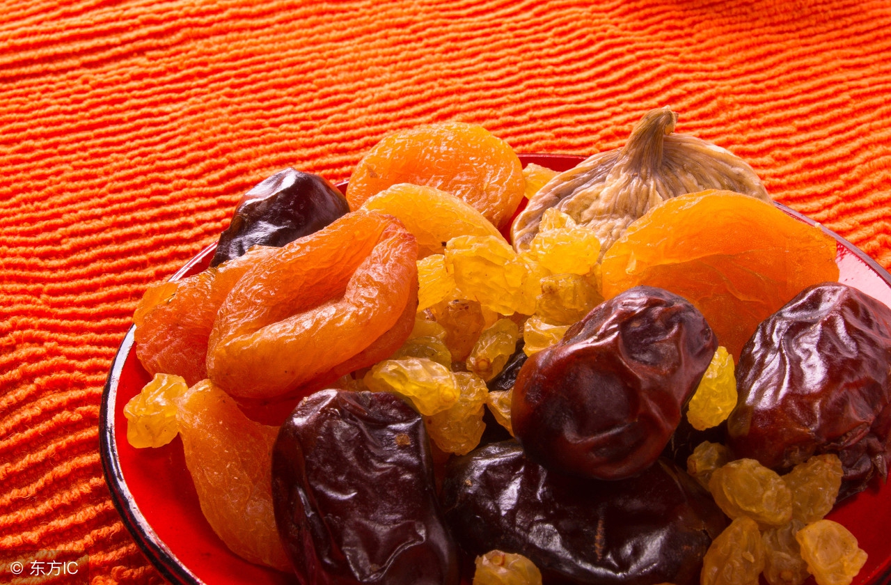 蜜饯虽好吃，切不可多吃，蜜枣应该怎么挑