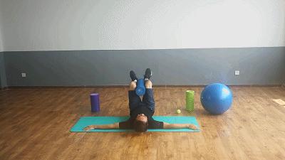 康复脊柱屈伸矫正训练,提高脊柱灵活性康复训练