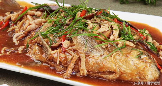 鲤鱼红烧鱼的简单制作方法,家常鲤鱼红烧鱼简单做法步骤