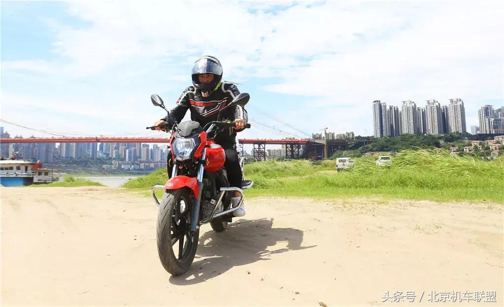 新钱江龙评测视频,老钱江龙