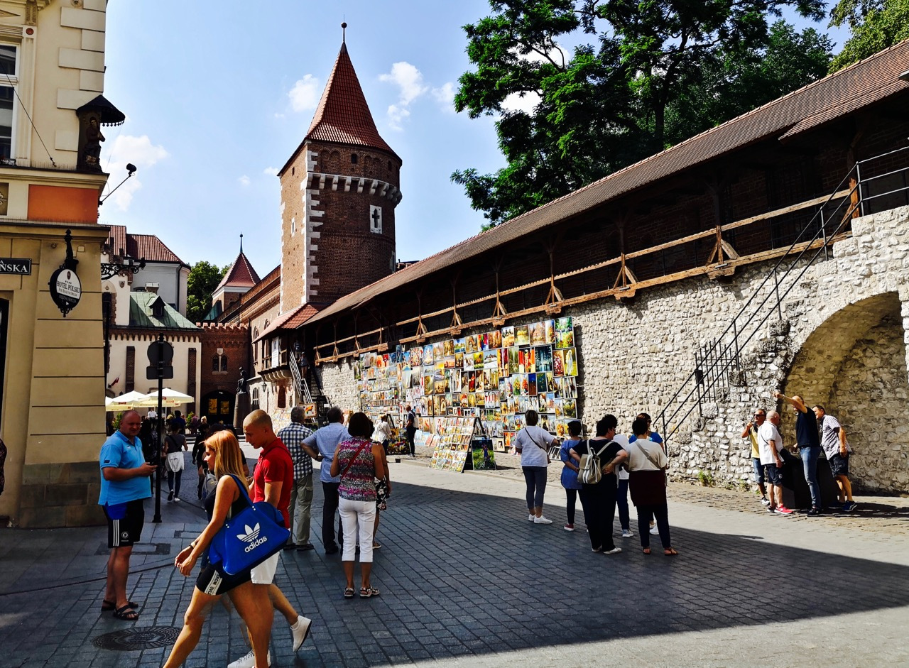 我要去波兰5:追踪达·芬奇《抱银鼠的女子》,克拉科夫太精彩
