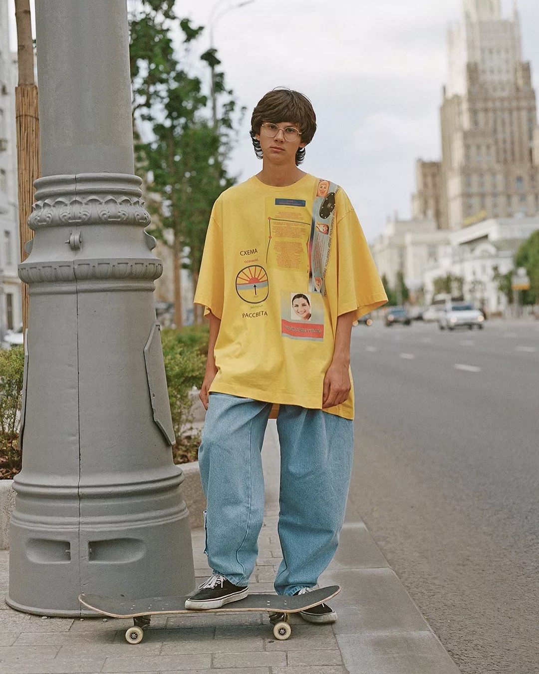 鑷敱涓嶆伅瀹濋浮,鑷敱涓嶆伅鑻辫