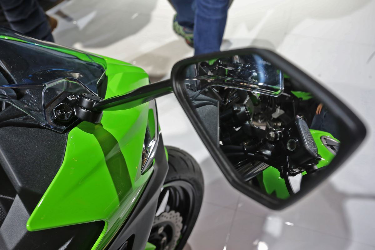 川崎z400对比忍者400,川崎忍者400和本田400f