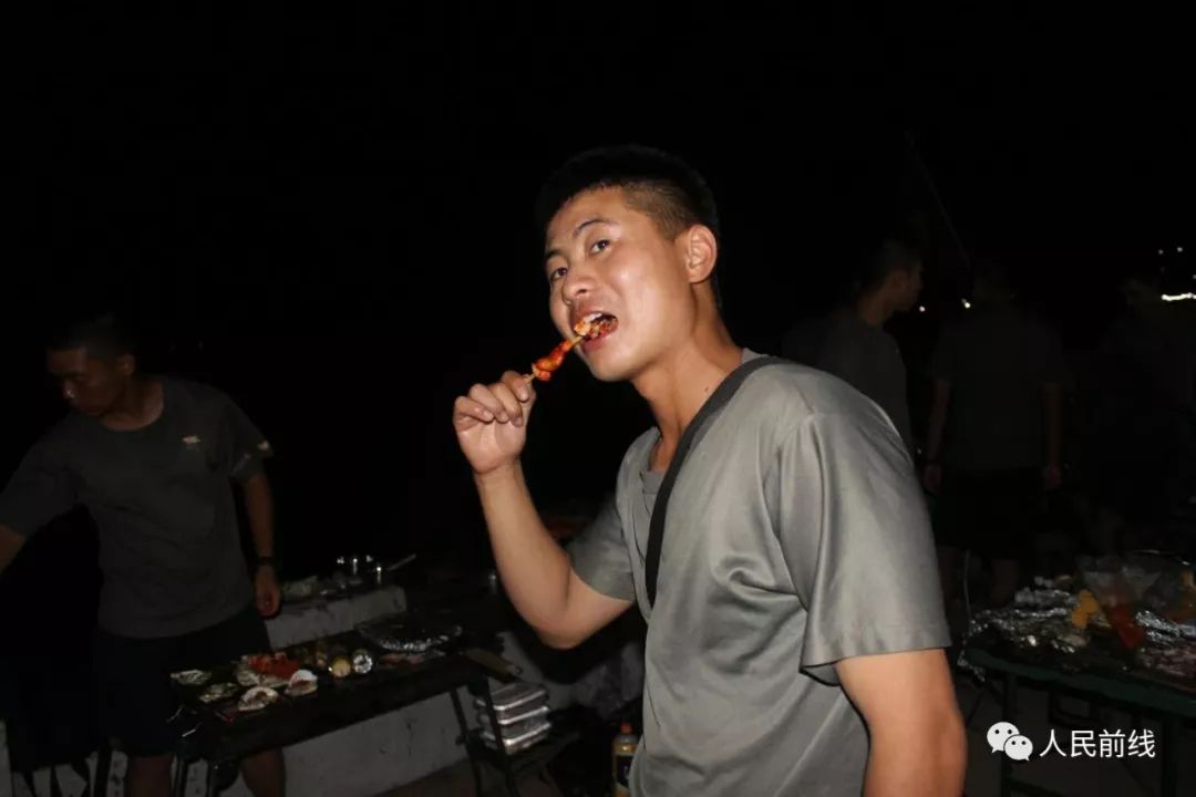 面朝大海人生就像奔流不息的大海,面朝大海烧烤