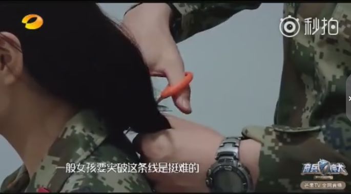 张馨予宣布结婚官方祝福,张馨予为老公庆生首晒结婚证件照