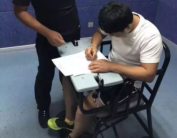 厨师不看菜谱看乐谱,厨师不看菜谱看上兵法了原版