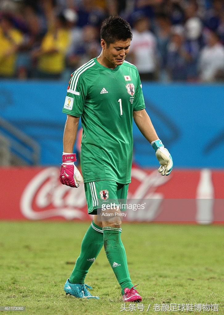 世界杯鸳鸯足球鞋,世界杯彪马鸳鸯足球鞋绿橙