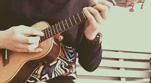 左手毛笔字练习入门,左手书法练习方法