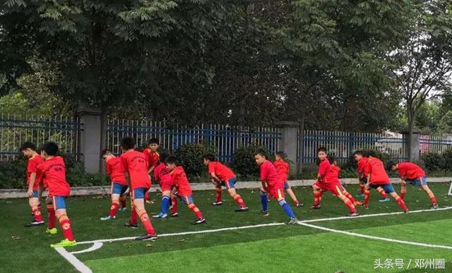 邓州澜梦水世界活动,邓州市体育场足球比赛