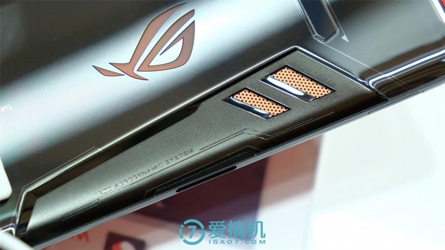 真正的游戏手机rog,华硕rog游戏手机2电竞装甲版开箱