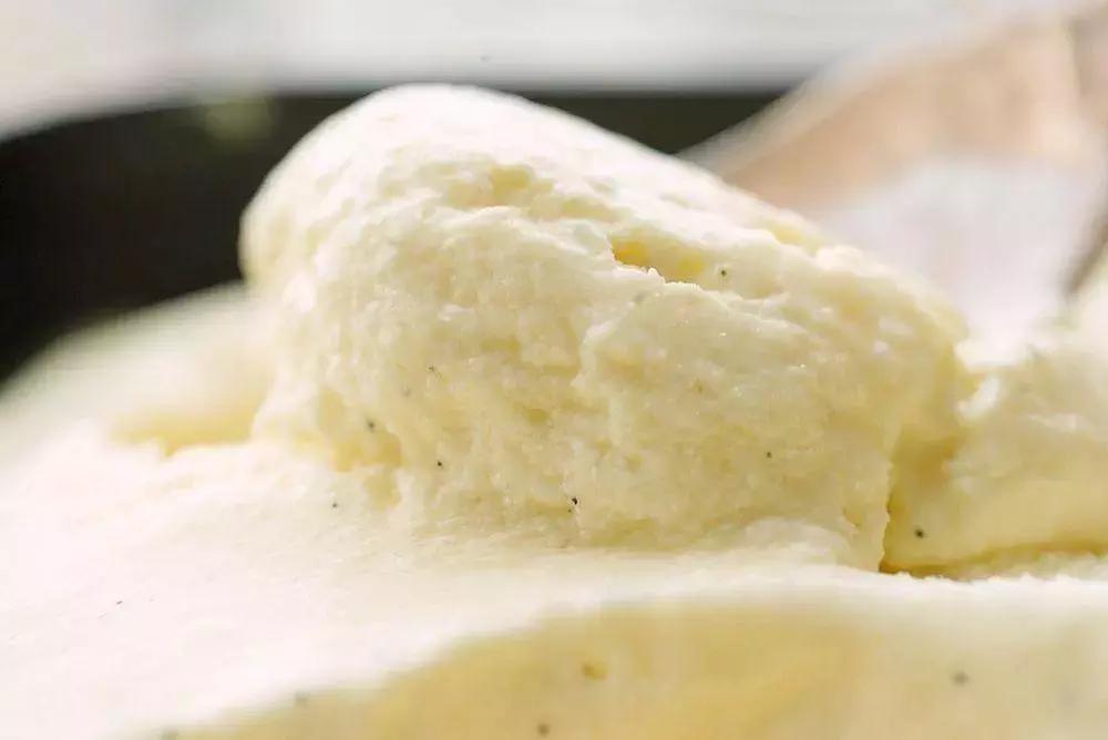 冰淇淋是冰的吃了没有热量 (冰淇淋没有热量因为它是冷的奶茶)