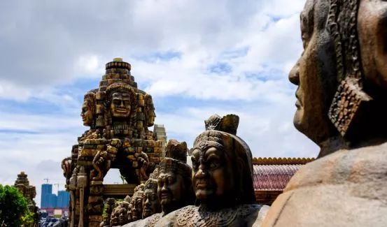 南宁方特东盟神画正式开园游客可一票畅玩东盟十国