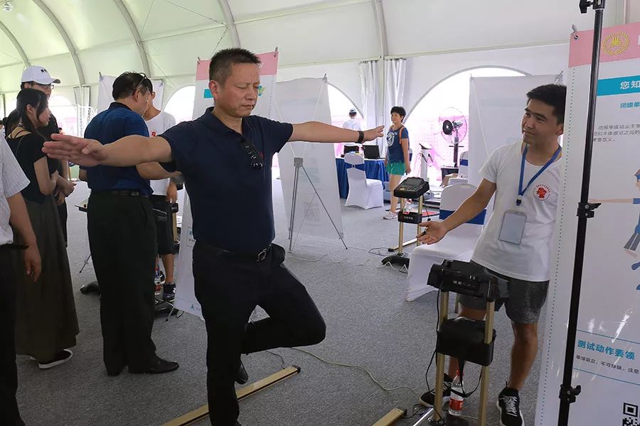 月亮岛嘉年华,月亮岛欢乐大世界