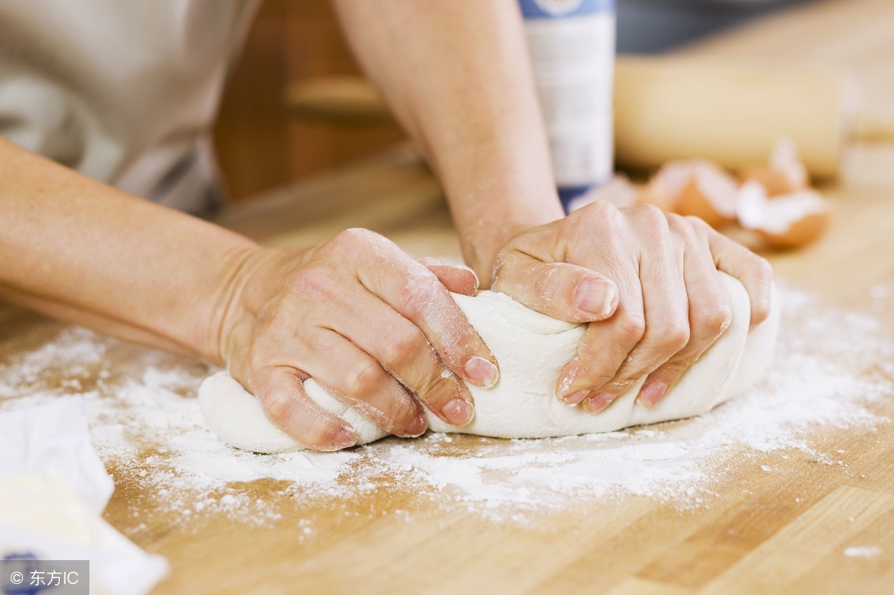 手麻与腕关节有关系吗,手麻一直麻到手腕什么原因