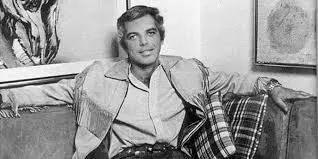 油腻男三件套始祖鸟,油腻帅哥三件套