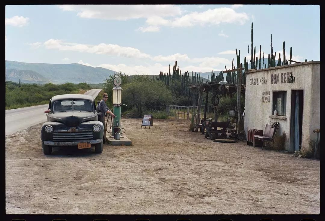 死去的风流作家们,应该是什么味道的香水?