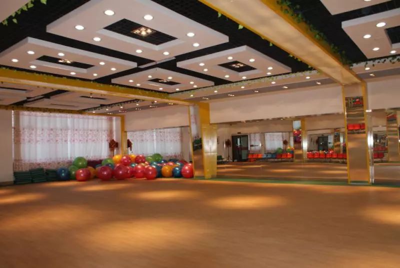 张掖市全民健身中心篮球怎样收费,张掖市全民健身中心收费