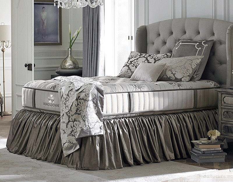 美剧里面超级软的枕头,美剧中他们的床垫为啥那么软