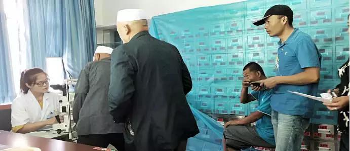 兰州爱尔眼科医院近视手术前检查,爱尔眼科光明行动