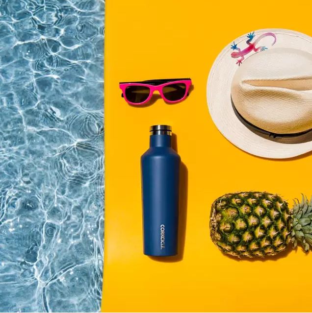 能装各种冷饮的保温杯,还是金球奖伴手礼