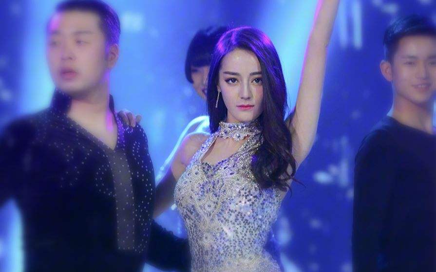 最受欢迎的十大广场舞歌曲，凤凰传奇果然强大