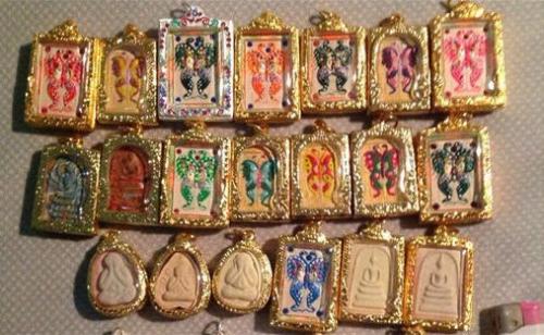 在泰国求佛牌有什么讲究 (泰国的佛牌戒指有啥忌讳)