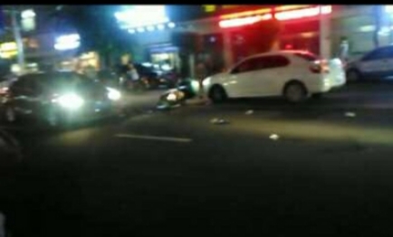 始终徘徊在两个女人之间的男人,徘徊在两个男人之间的女人