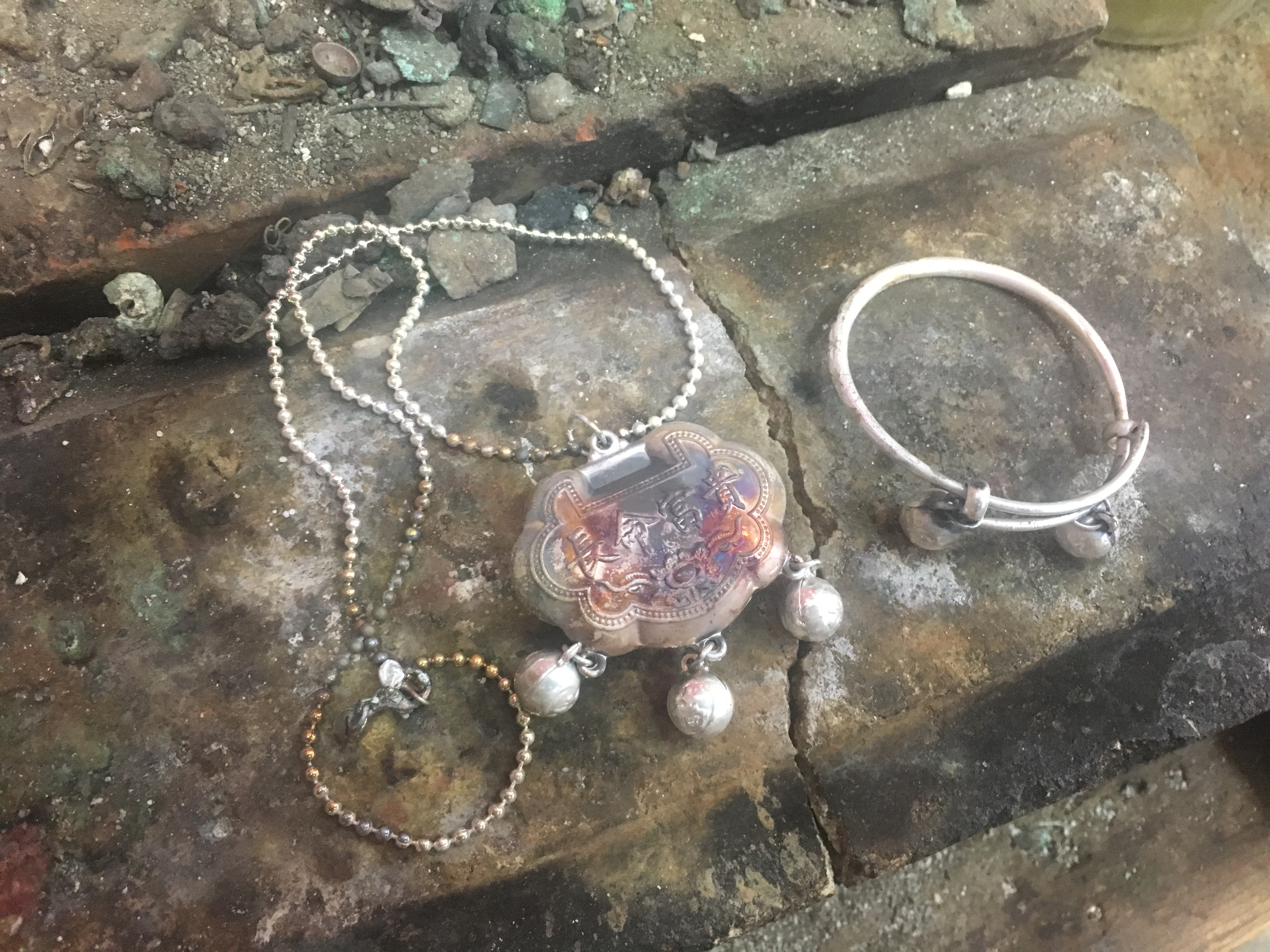 黑商骗局揭秘视频,假银饰品骗局