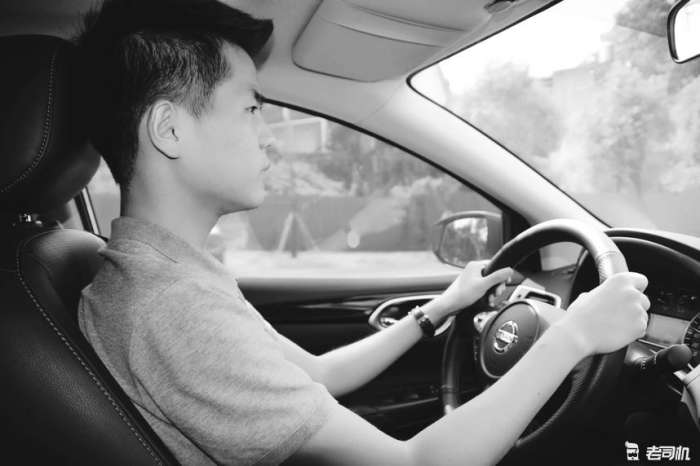 5万块日产天籁值得买吗,适合年轻人的第一辆车10万