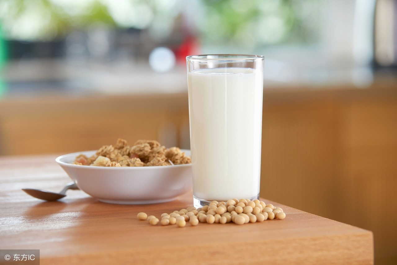 生孩子医生建议母乳喂养,为什么母乳喂养没奶水