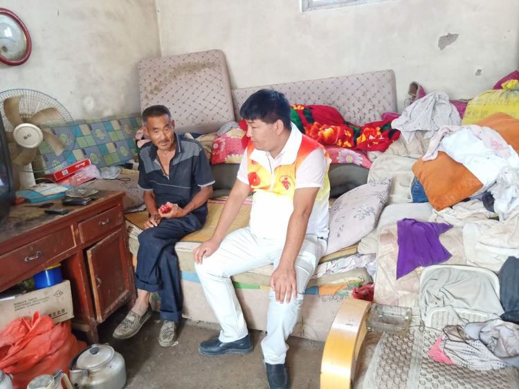 关爱聋哑伴智力障碍儿童,关爱残疾孩子