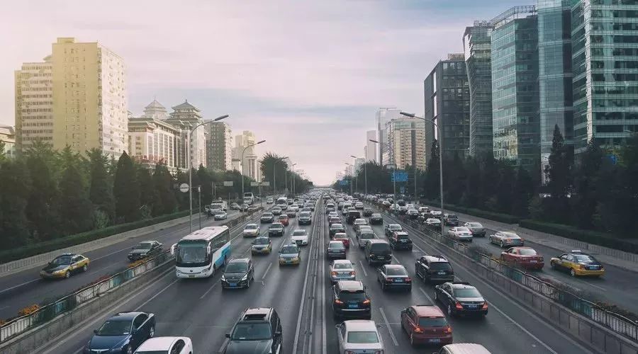 京E、京F、京P、京Q等车主注意!交管局颁布新规,不想罚钱赶紧看!