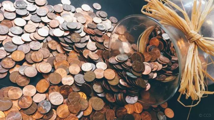 高负债的年轻人已经没钱了,负债下的年轻人有多可怕