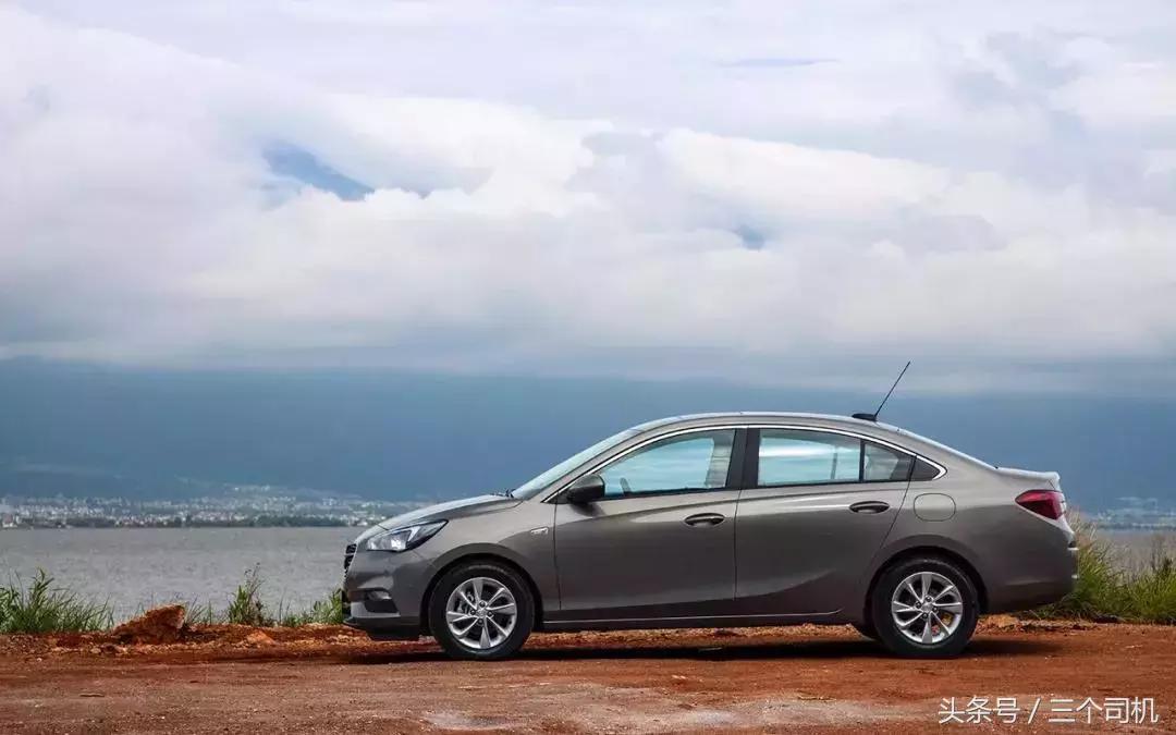 三缸凯越油耗,2016年别克凯越是鼓刹还是碟刹