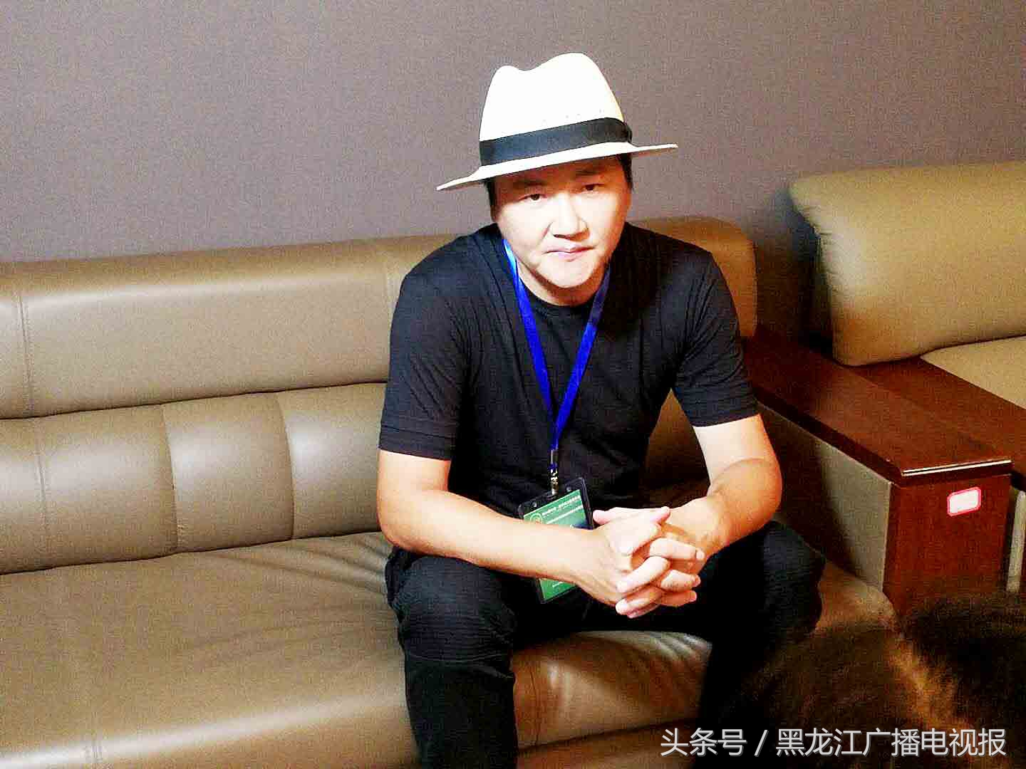 蔡国庆调侃腾格尔完整版,蔡国庆腾格尔