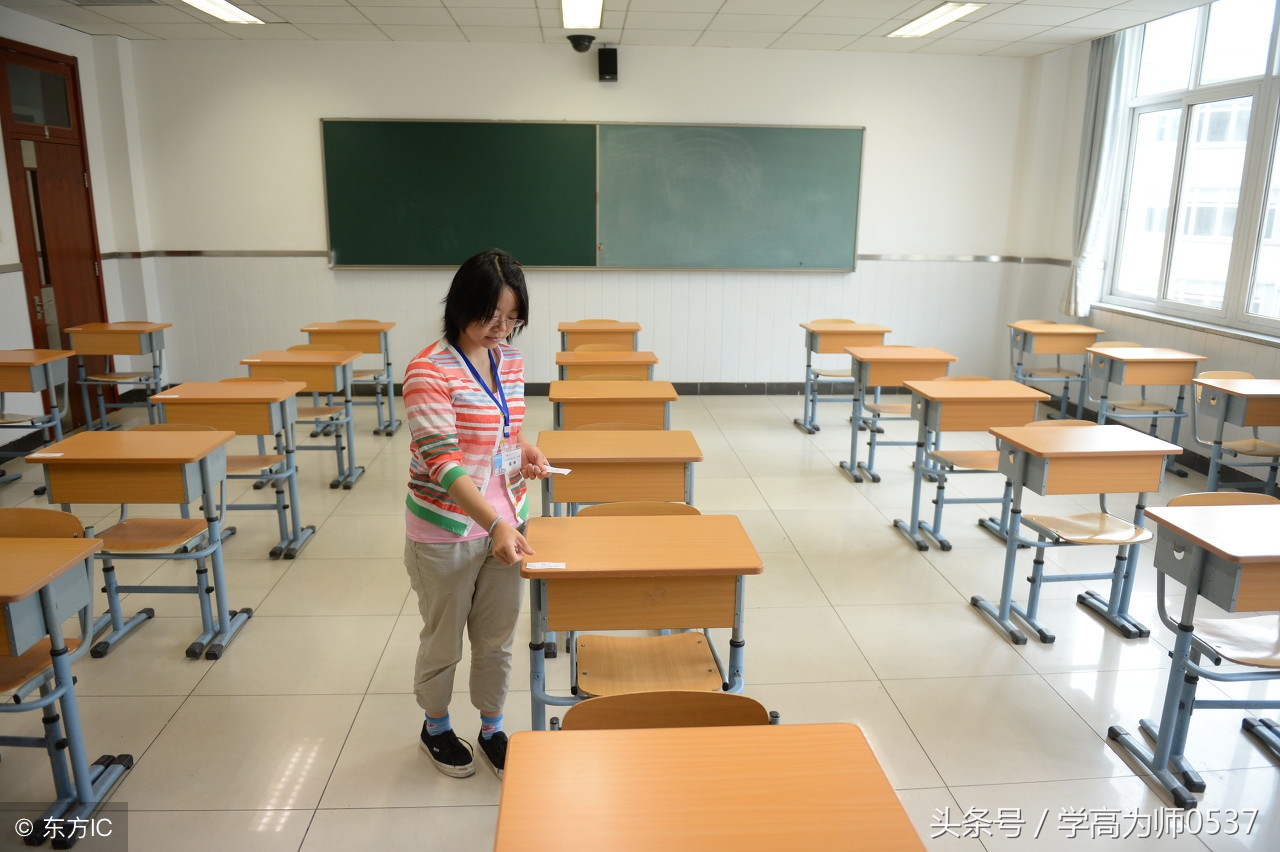 小学语文叠词归类视频,小学语文三年级叠词有哪些