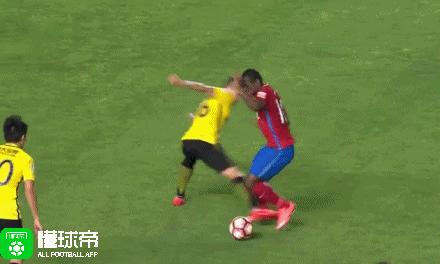 河南建业对阵广州恒大集锦,河南建业足球经典瞬间