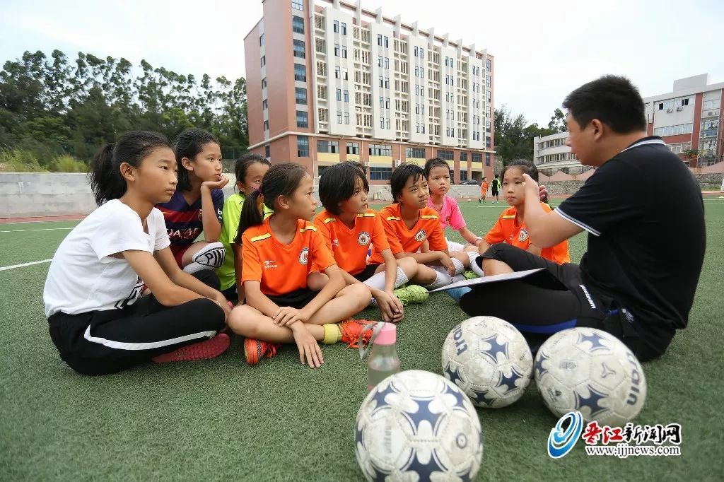 我的足球梦想,《我的足球梦》