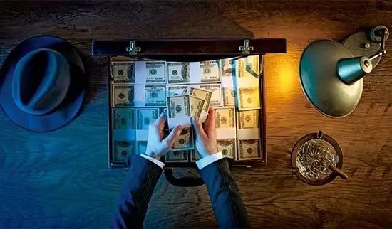 *击狙**逃废债初见成效!部分逾期借款者还钱了