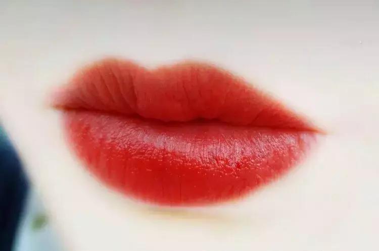 纪梵希口红315查不出来,纪梵希粉丝绒39口红真实试色