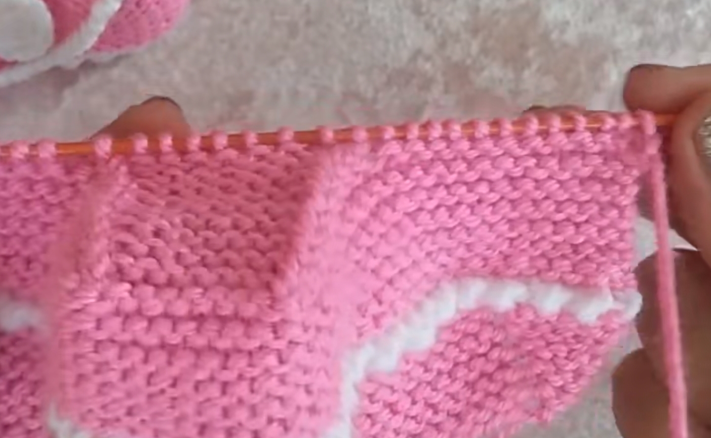 棒针双色编织婴儿鞋的教程,棒针编织婴儿0-3个月鞋教程