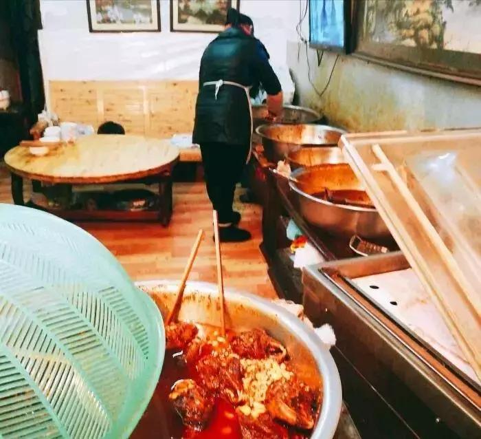 一天卖几千只的兔子,一天卖出1000只鸡