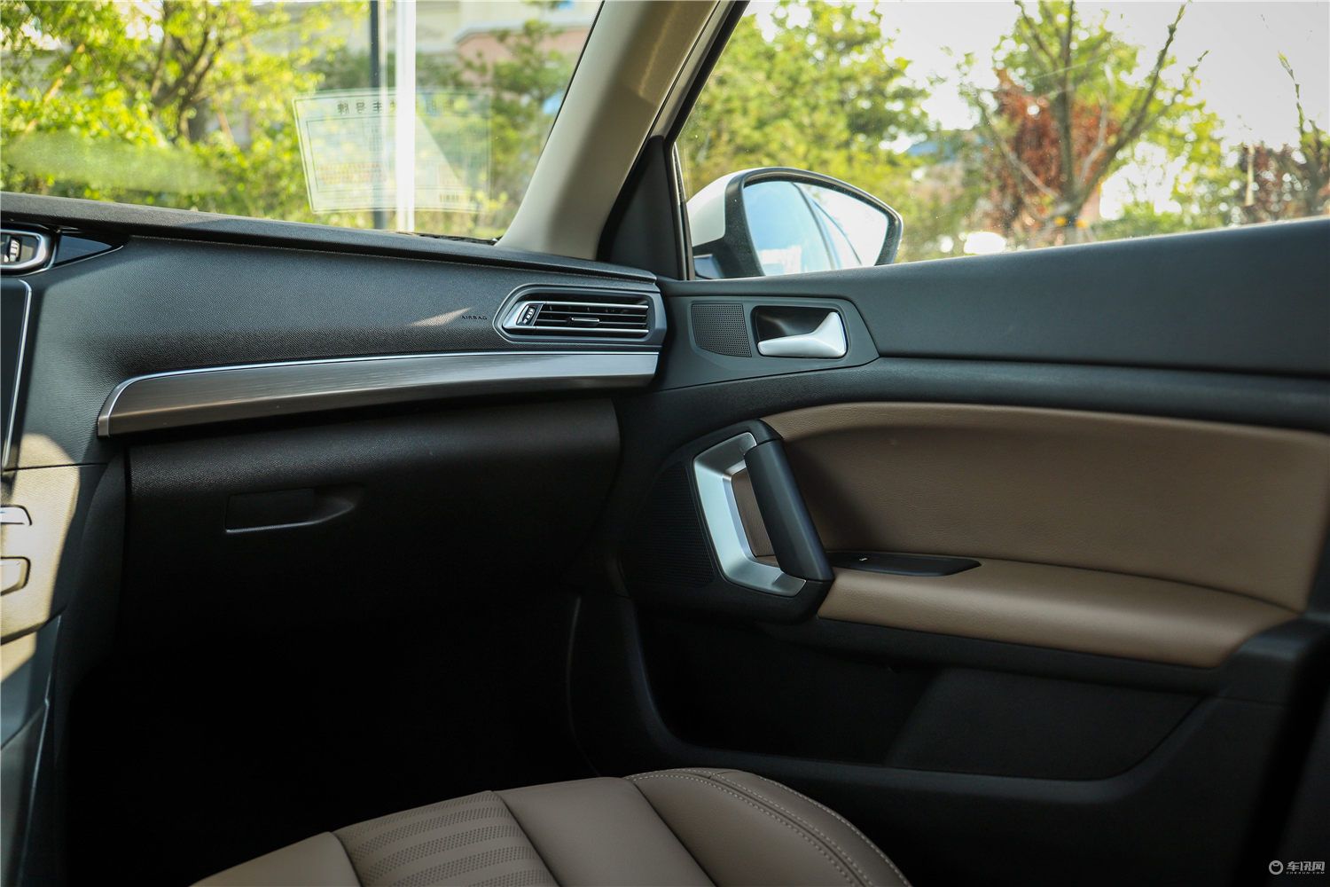 法系新希望全新标致408实车曝光,试驾标致4082020款