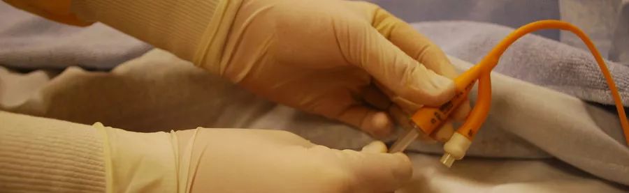 癌症病人发烧吃什么退烧,癌症病人发烧到38-39度是怎么回事