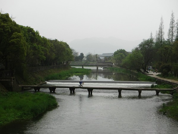 绍兴湖面上的桥,绍兴越城的桥