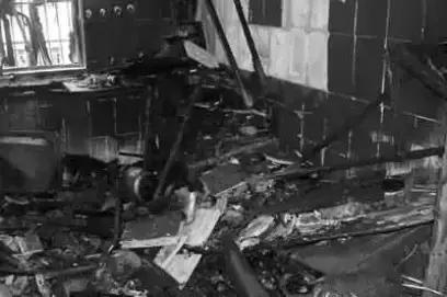 “老公水开了，帮我倒面粉吧”瞬间家毁人亡，粉尘爆炸太可怕！