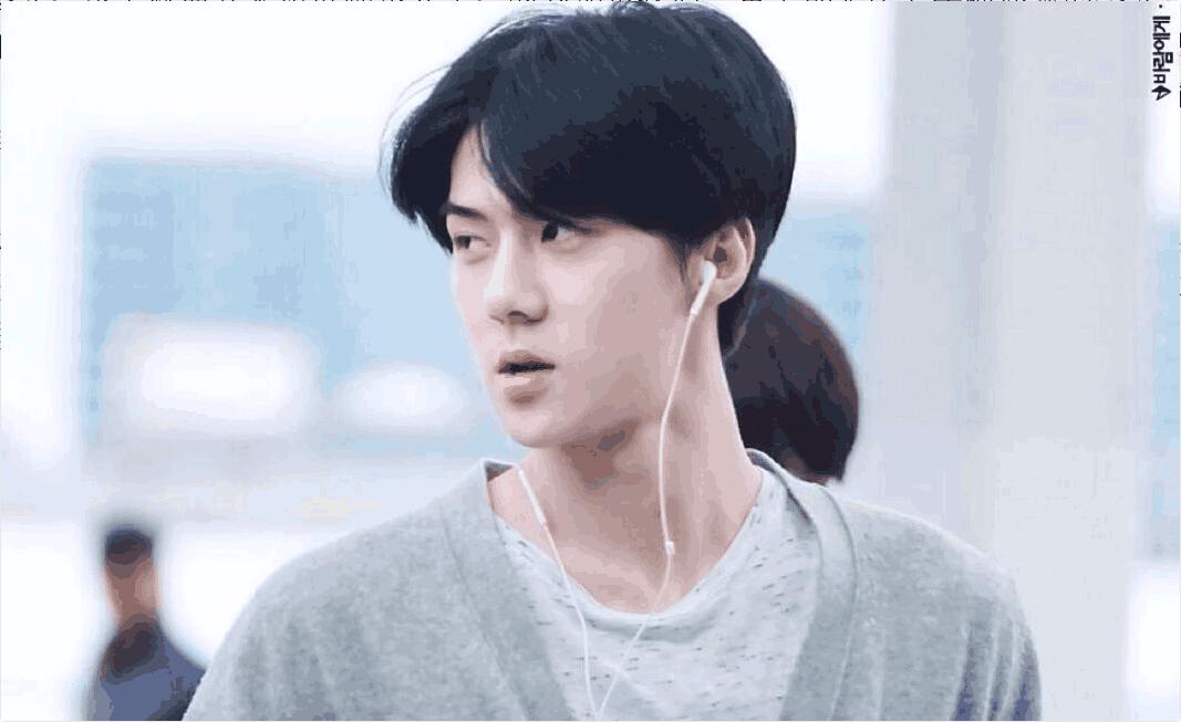 吴世勋不偏颌不反颌,不争不抢的小孩吴世勋